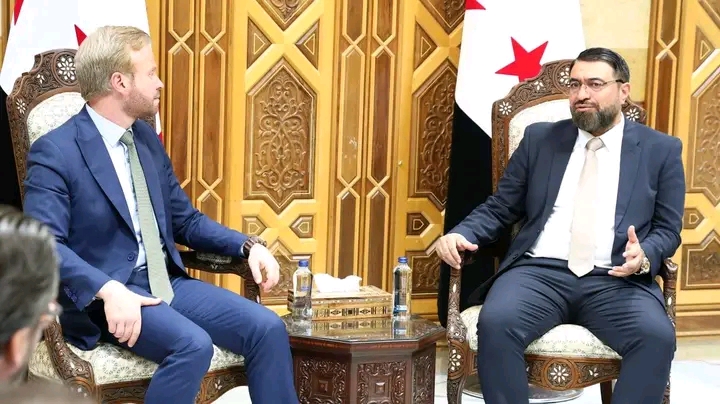 نحو بيئة استثمارية أكثر شفافية .. رئيس هيئة الاستثمار السورية ووزير العدل يبحثان تعزيز التعاون المؤسسي لدعم البيئة الاستثمارية 