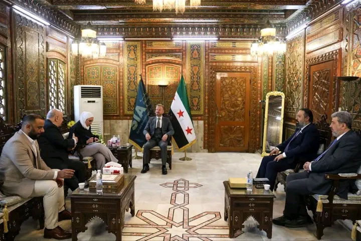 المهندس “طلال الهلالي” مدير عام هيئة الاستثمار السورية يستقبل اليوم وفداً من مجموعة العجيمي الصناعية السعودية لبحث فرص الاستثمار المتاحة في سوريا