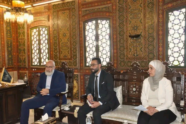 هيئة الاستثمار السورية تبحث مع وزارة السياحة واقع المشاريع السياحية وفرص تطويرها
