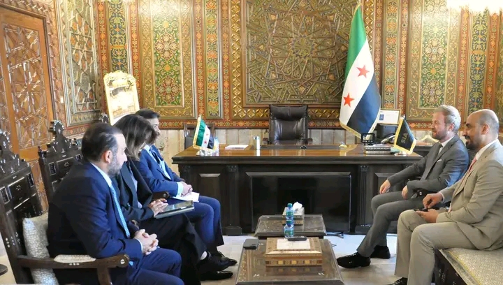 هيئة الاستثمار السورية ومؤسسة التمويل الدولية تبحثان فرص التعاون في مشاريع الطاقة والبنية التحتية 