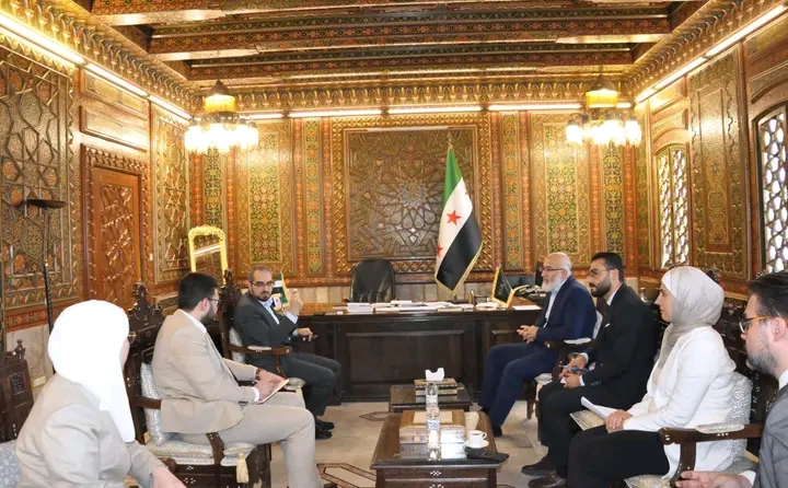 هيئة الاستثمار السورية تبحث مع وزارة السياحة واقع المشاريع السياحية وفرص تطويرها