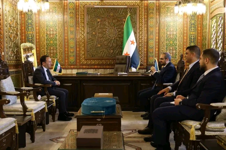 هيئة الاستثمار السورية تبحث مع القائم بالأعمال المصري فرص الاستثمار والتعاون الاقتصادي