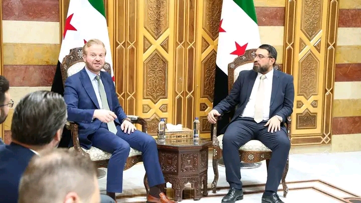 نحو بيئة استثمارية أكثر شفافية .. رئيس هيئة الاستثمار السورية ووزير العدل يبحثان تعزيز التعاون المؤسسي لدعم البيئة الاستثمارية 