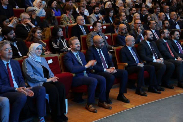 رئيس هيئة الاستثمار السورية  يشارك في ندوة إطلاق الخطة الإستراتيجية الوطنية لوزارة الشؤون الاجتماعية والعمل للفترة 2026-2028