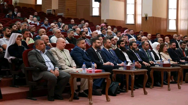 هيئة الاستثمار السورية تجمع الفعاليات الاقتصادية والاستثمارية في حماة لبحث التحديات وتعزيز بيئة الأعمال
