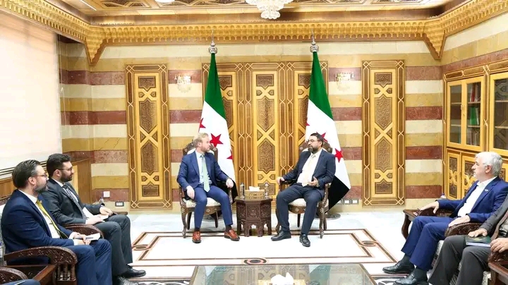 نحو بيئة استثمارية أكثر شفافية .. رئيس هيئة الاستثمار السورية ووزير العدل يبحثان تعزيز التعاون المؤسسي لدعم البيئة الاستثمارية 